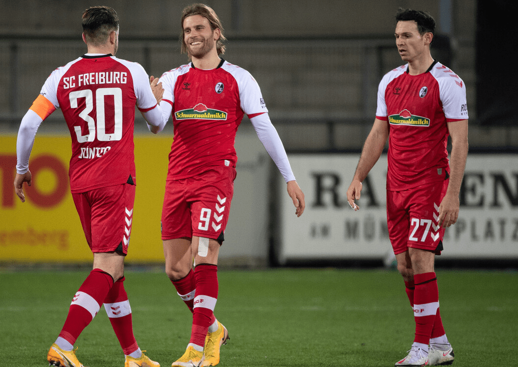 亚博官方网站-包含勒沃库森内部会议纪要流出：今晚单刀错失；CBA季后赛使命明确；年轻球员得到机会的词条